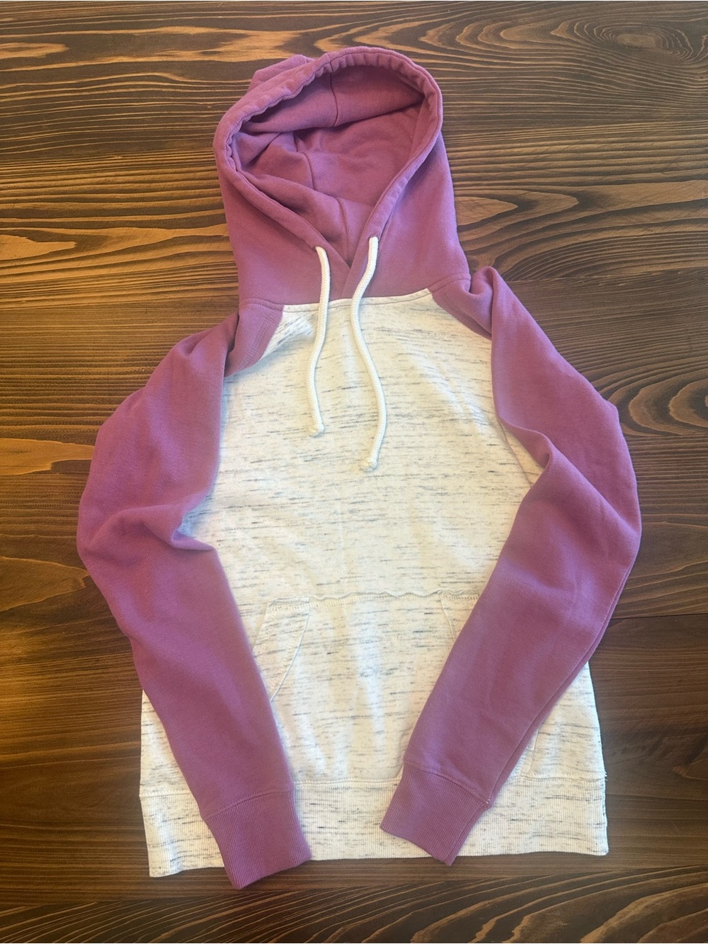 Reflex Two-Tone Hooded Pullover Sweatshirt in Lilac and Heather White